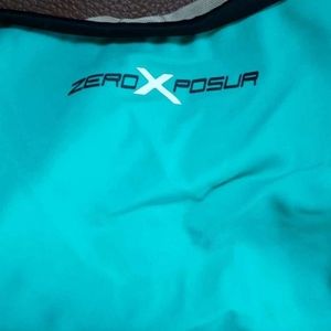 ZeroXposur Active Swim Top.no flaws